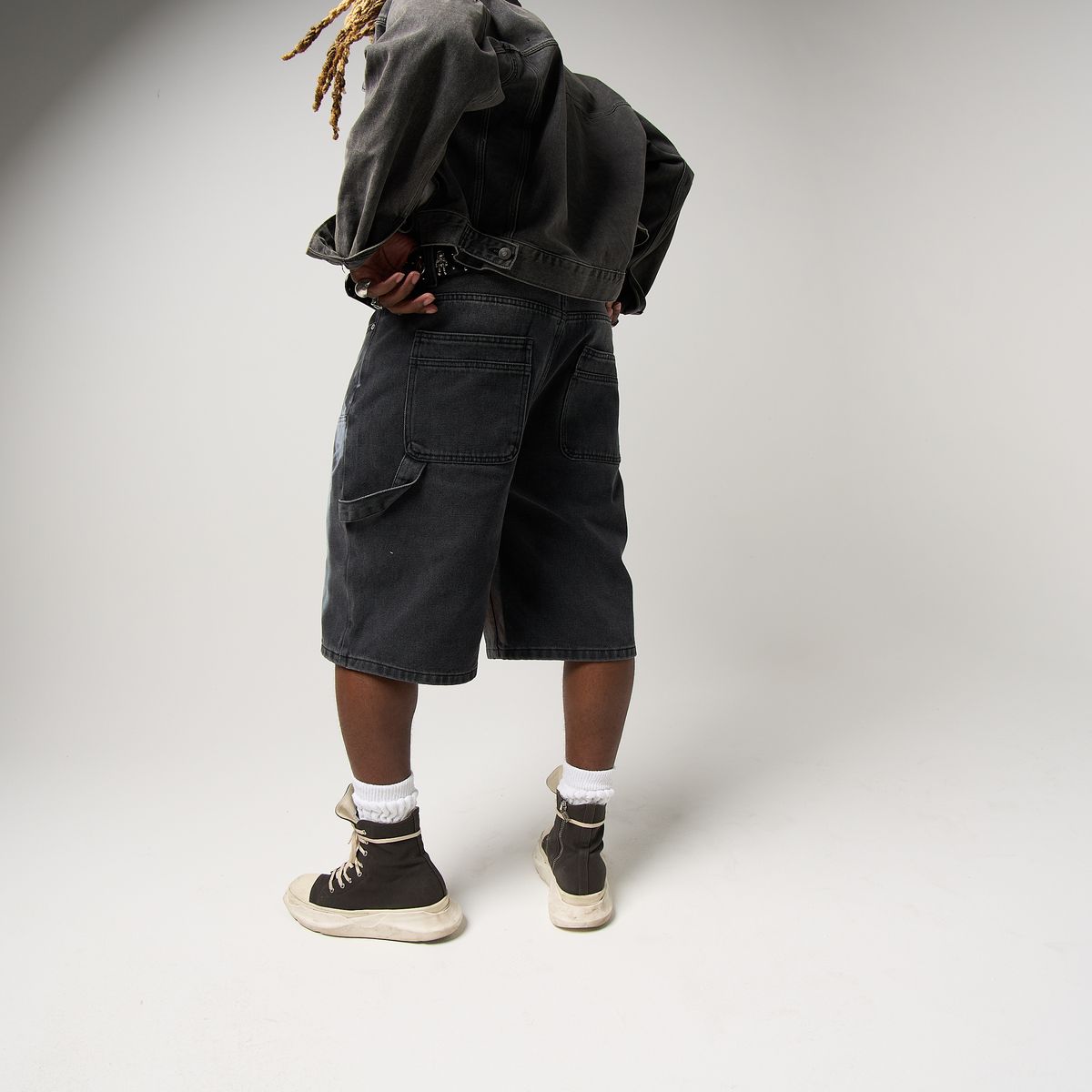 MIRROR DENIM SHORT