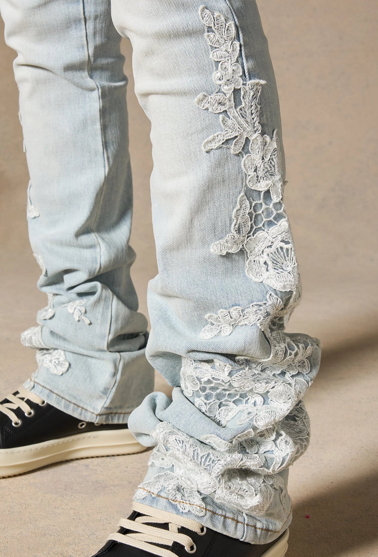 GARDEN STACKED JEANS